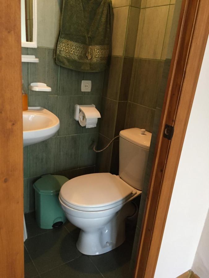 Гостевой Дом Колибри Hotel กากรา ภายนอก รูปภาพ