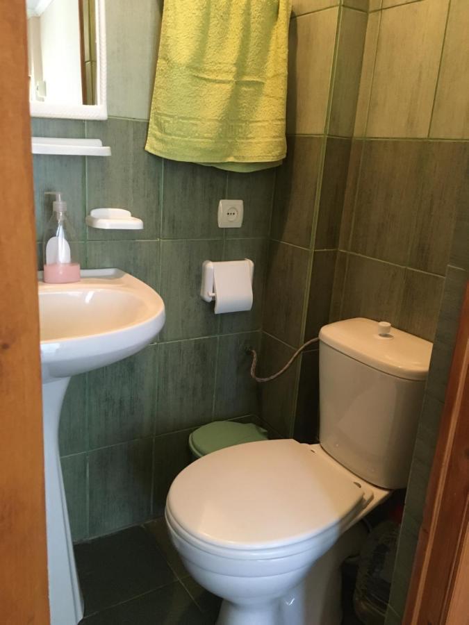 Гостевой Дом Колибри Hotel กากรา ภายนอก รูปภาพ