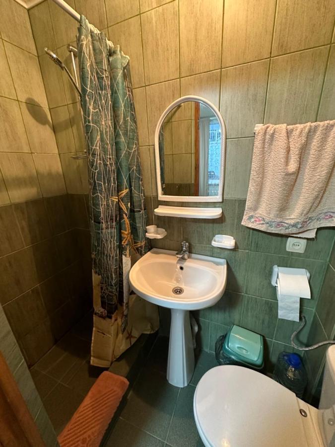 Гостевой Дом Колибри Hotel กากรา ภายนอก รูปภาพ